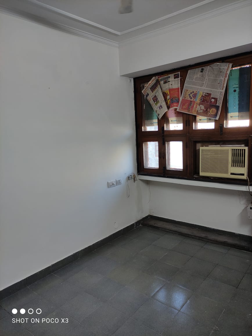 3 bhk Flat For Sale In Rashmi Apartments Pitampura Delhi